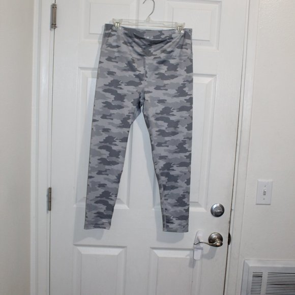Legging Kyodan Femme Taille S – Gris Camo – Taille Mi-haute – Cropped